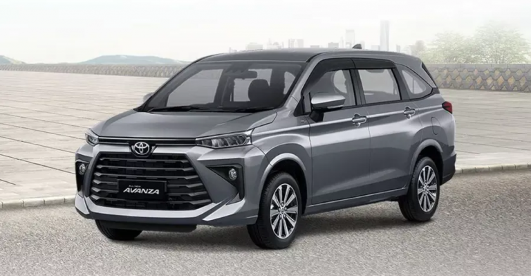 Mobil Toyota Avanza 2022