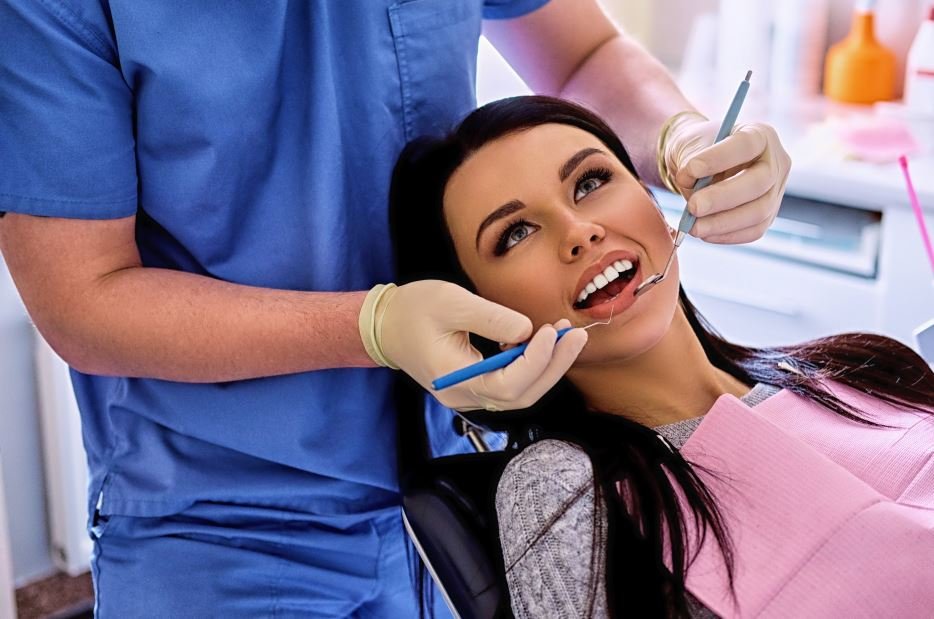 How Routine Dental Exams Help Prevent Serious Oral Issues